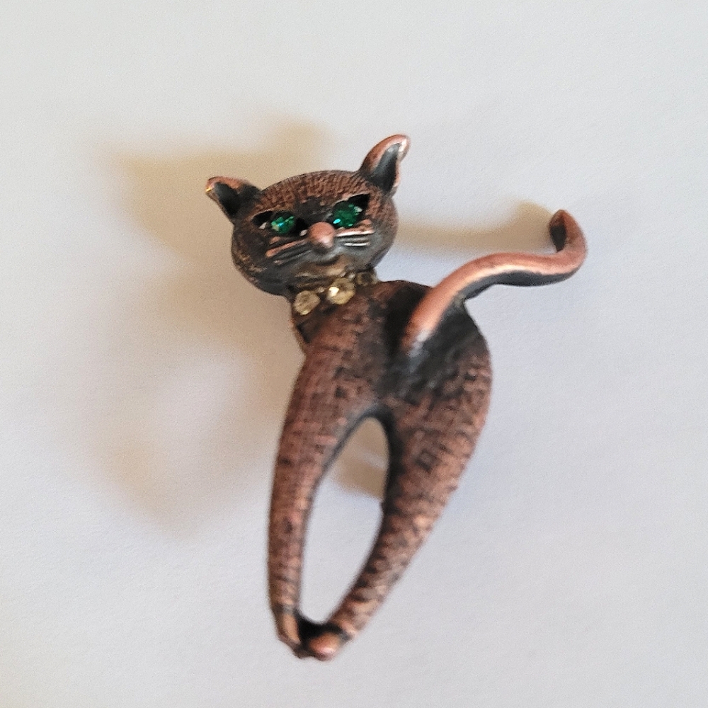 Vintage Copper Cat Brooch with Green Eyes and White Rhinestone Collar